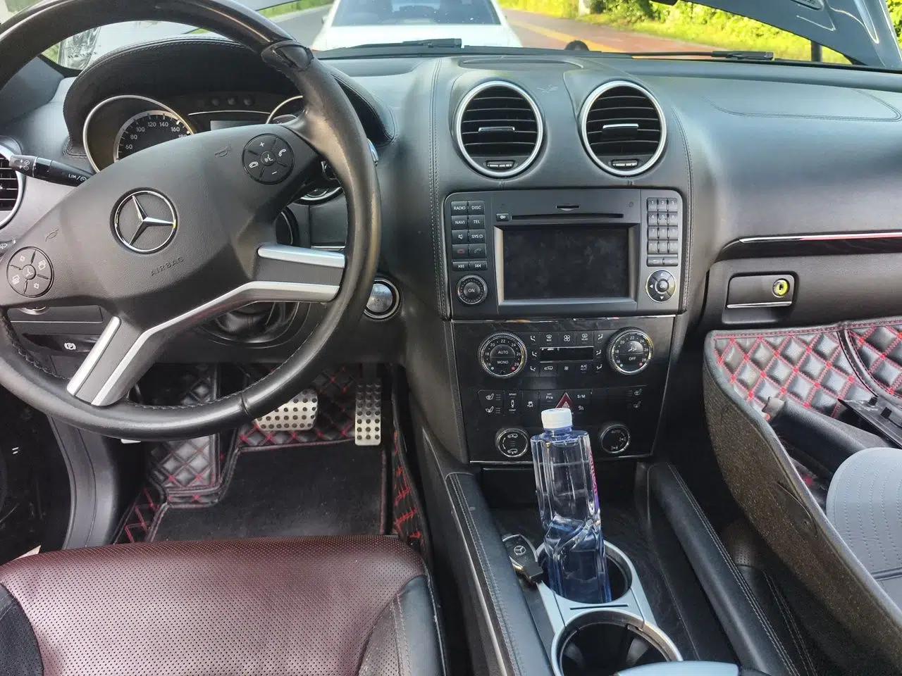 Mercedes-Benz GL-Class 2011 GL 450 Prestige Grand Edition — миниатюра 10