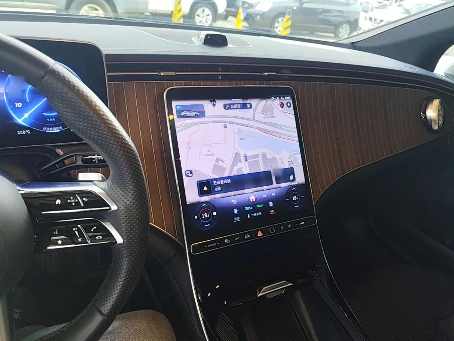 Mercedes-Benz EQE 2022 350 Pioneer Edition — миниатюра 13
