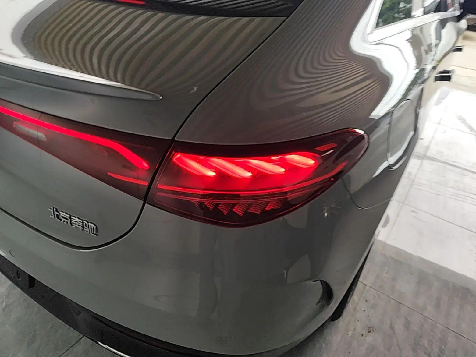 Mercedes-Benz EQE 2022 350 Pioneer Edition — миниатюра 7