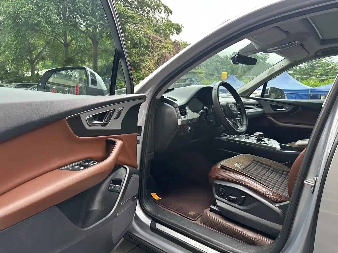 Audi Q7 PHEV 2017 45 e-tron — миниатюра 6