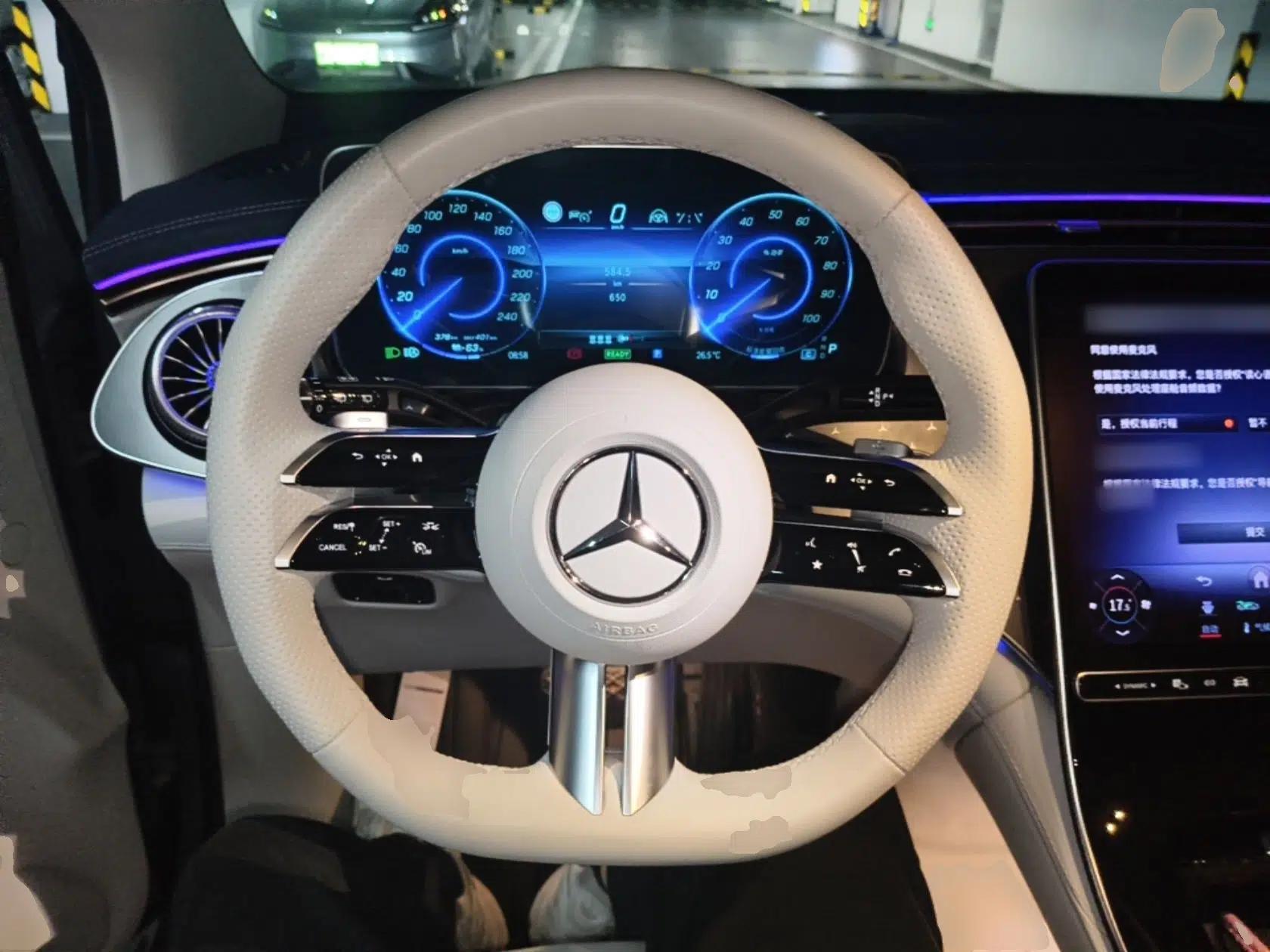 Mercedes-Benz EQE SUV 2023 500 4MATIC Special Edition — миниатюра 14
