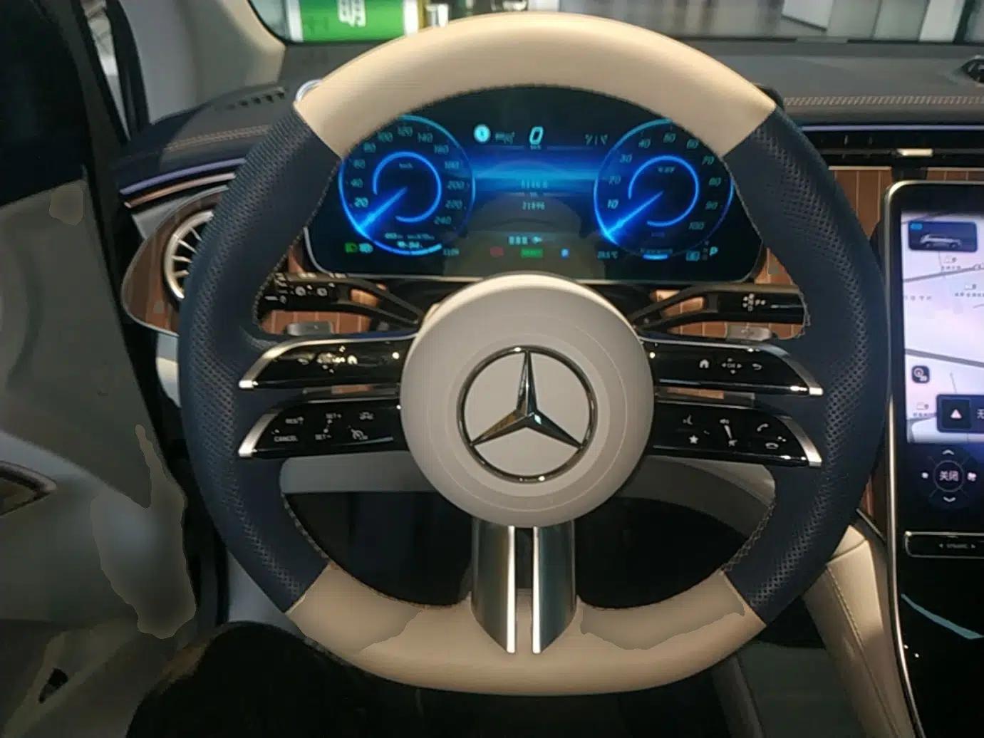 Mercedes-Benz EQE SUV 2023 350 4MATIC Pioneer Edition — миниатюра 14