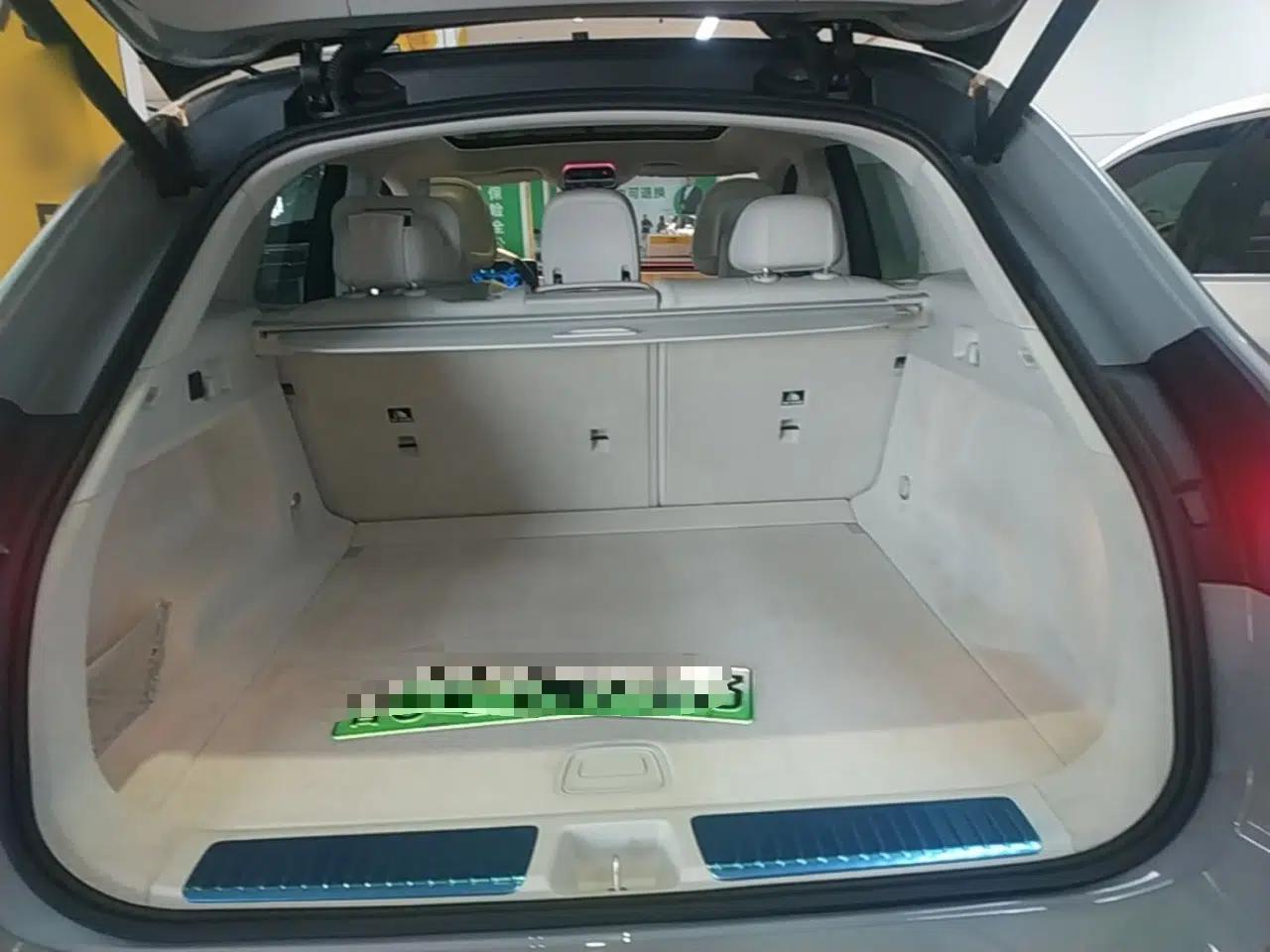Mercedes-Benz EQE SUV 2023 350 4MATIC Pioneer Edition — миниатюра 22