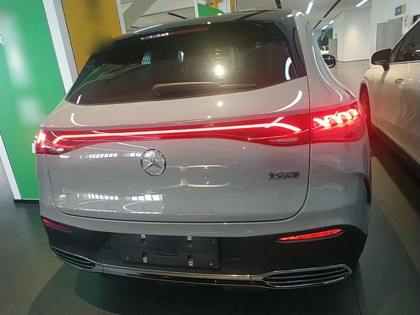 Mercedes-Benz EQE SUV 2023 350 4MATIC Pioneer Edition — миниатюра 5