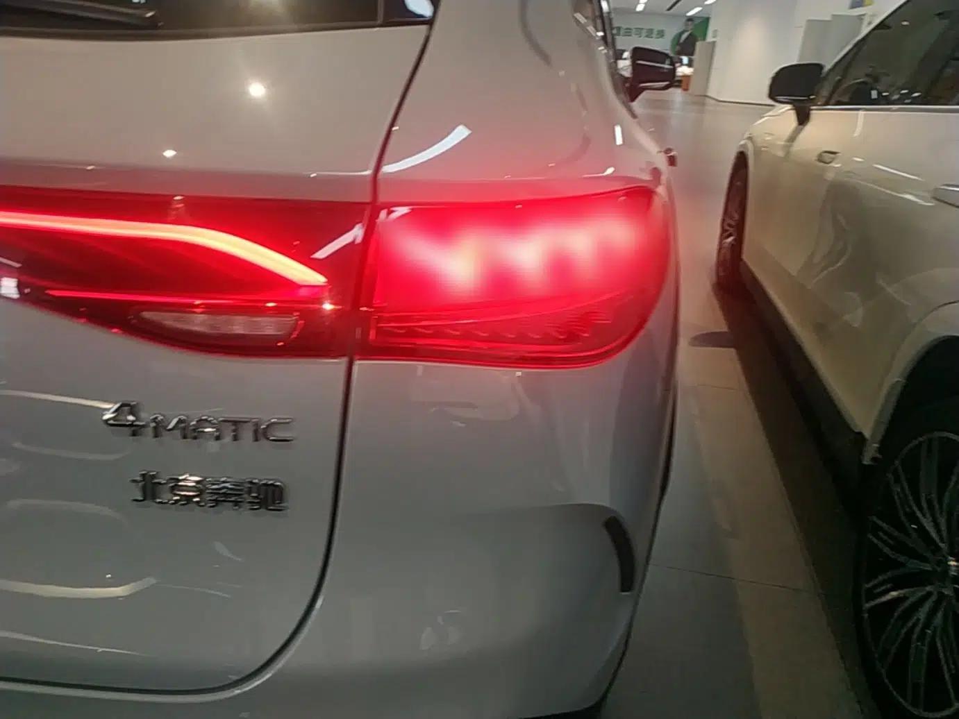 Mercedes-Benz EQE SUV 2023 350 4MATIC Pioneer Edition — миниатюра 7