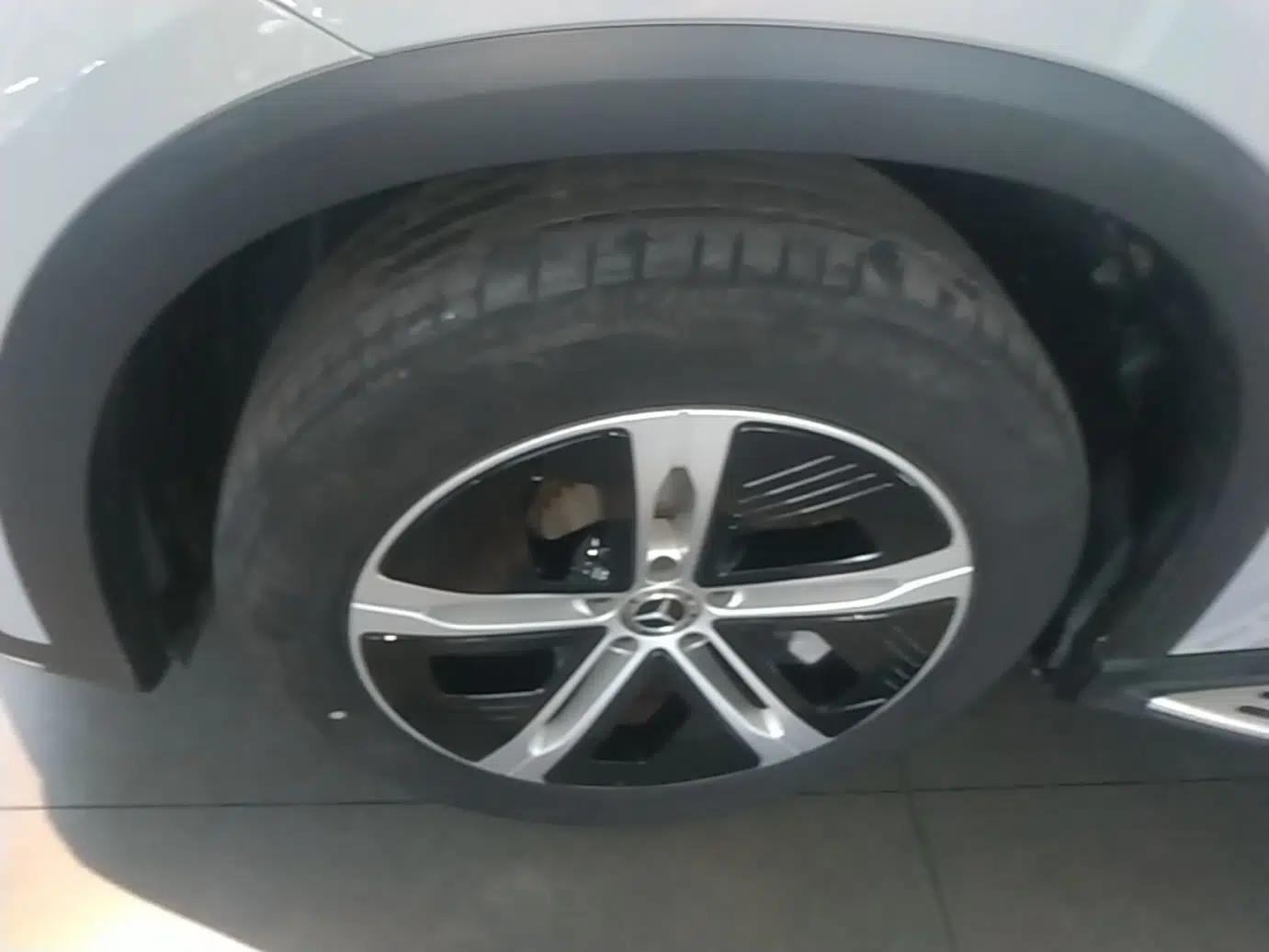 Mercedes-Benz EQE SUV 2023 350 4MATIC Pioneer Edition — миниатюра 8