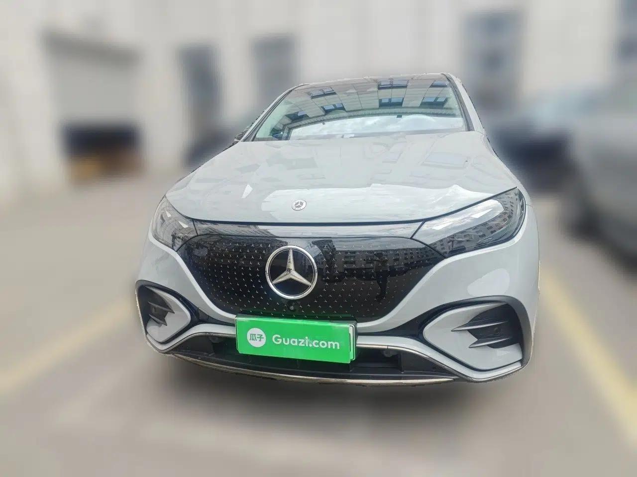 Mercedes-Benz EQE SUV 2023 500 4MATIC — миниатюра 2