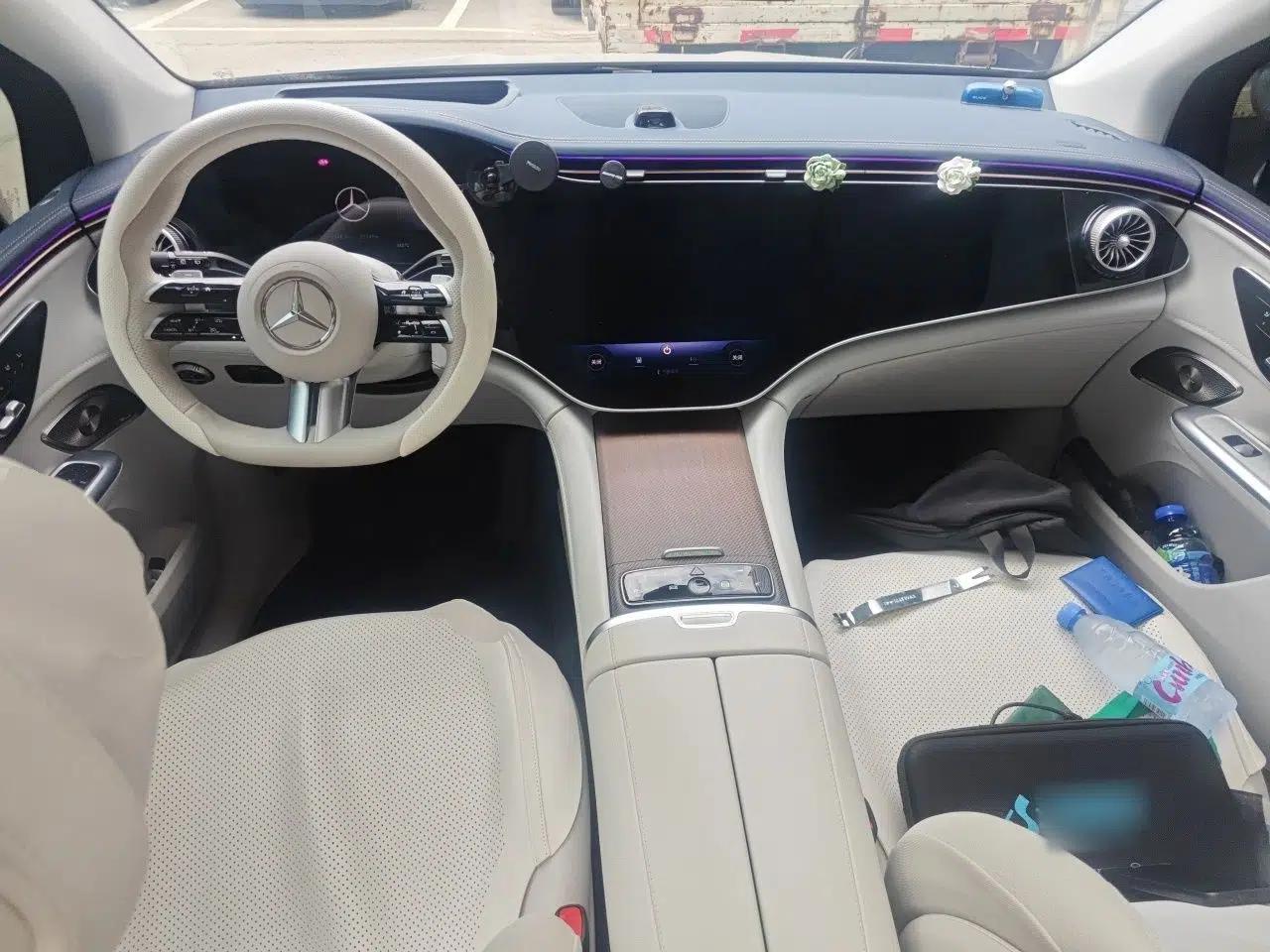 Mercedes-Benz EQE SUV 2023 500 4MATIC — миниатюра 10