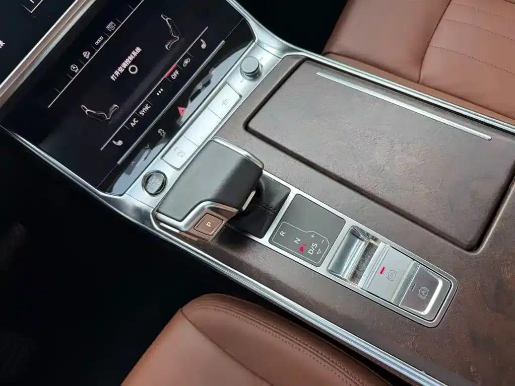 2020 Audi A6 allroad quattro Explorer 55 TFSI Premium Off-Road Model (Imported) — миниатюра 13