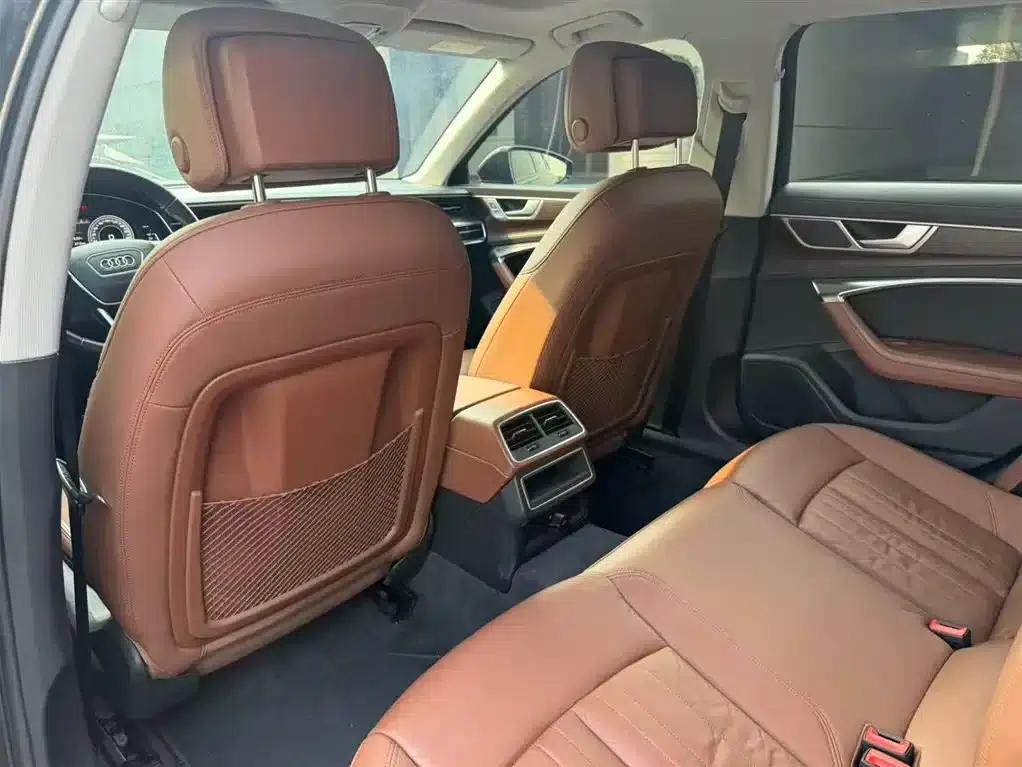 2020 Audi A6 allroad quattro Explorer 55 TFSI Premium Off-Road Model (Imported) — миниатюра 5