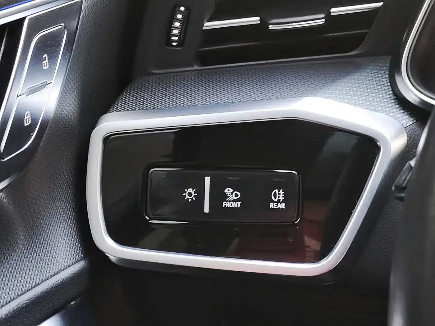 2022 Audi A6 (Imported) allroad quattro Explorer 55 TFSI Premium Off-Road Model — миниатюра 20