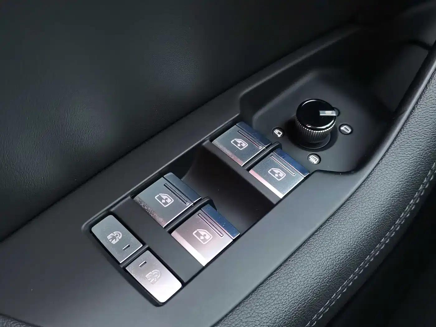 2022 Audi A6 (Imported) allroad quattro Explorer 55 TFSI Premium Off-Road Model — миниатюра 21