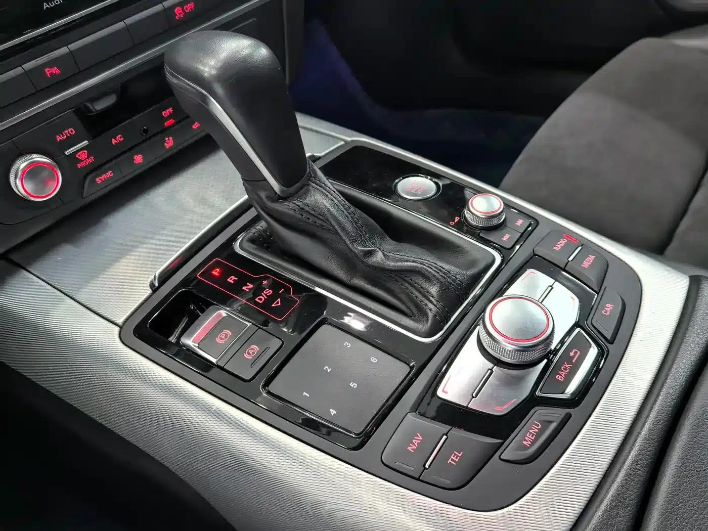 2017 Audi A6 (Imported) Avant 40 TFSI Sport — миниатюра 13