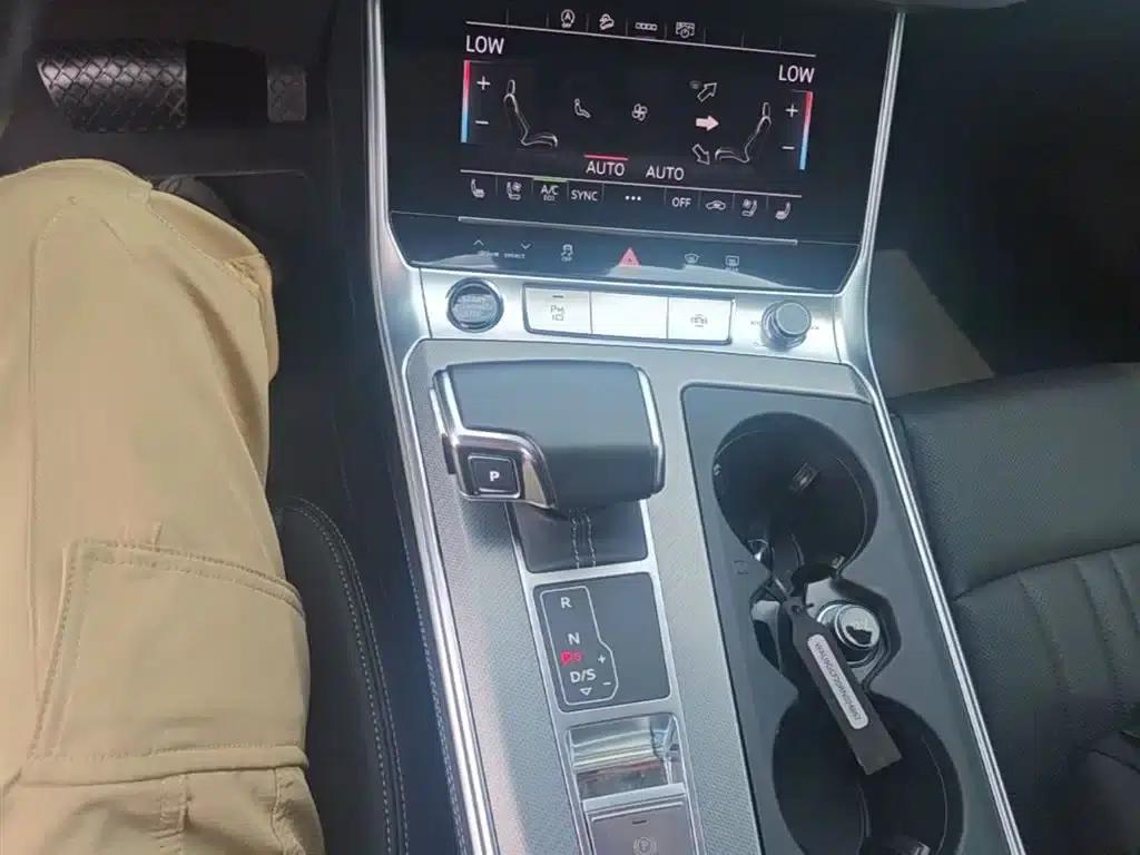 2024 Audi A6 (Imported) allroad quattro 55 TFSI Premium Off-Road Model — миниатюра 14