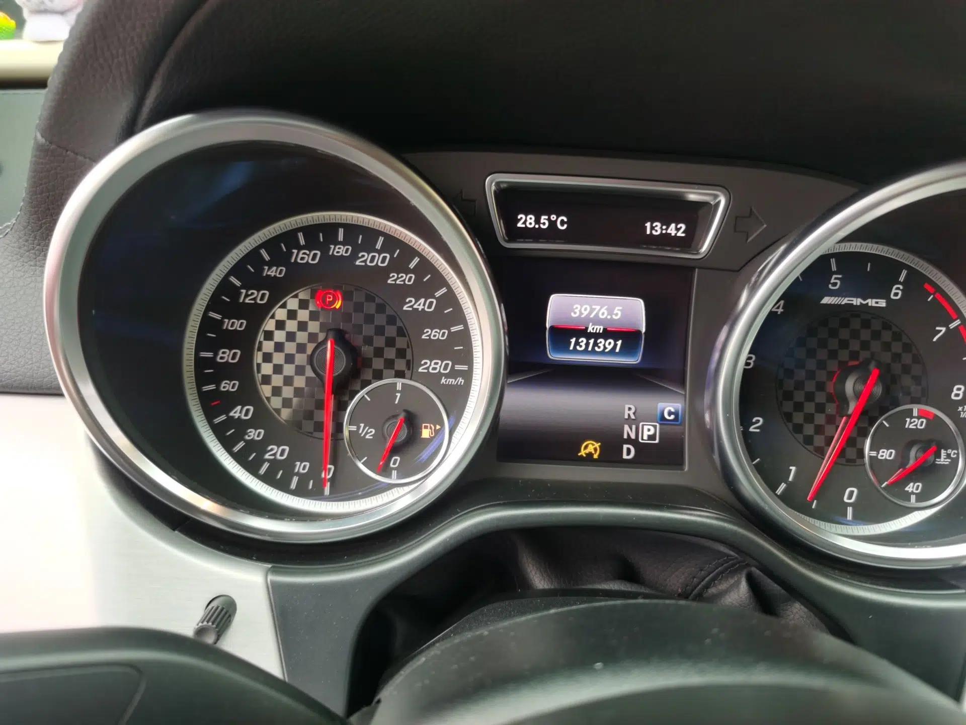 Mercedes-Benz GLE Coupe AMG 2017 AMG GLE 43 4MATIC Coupe SUV — миниатюра 13