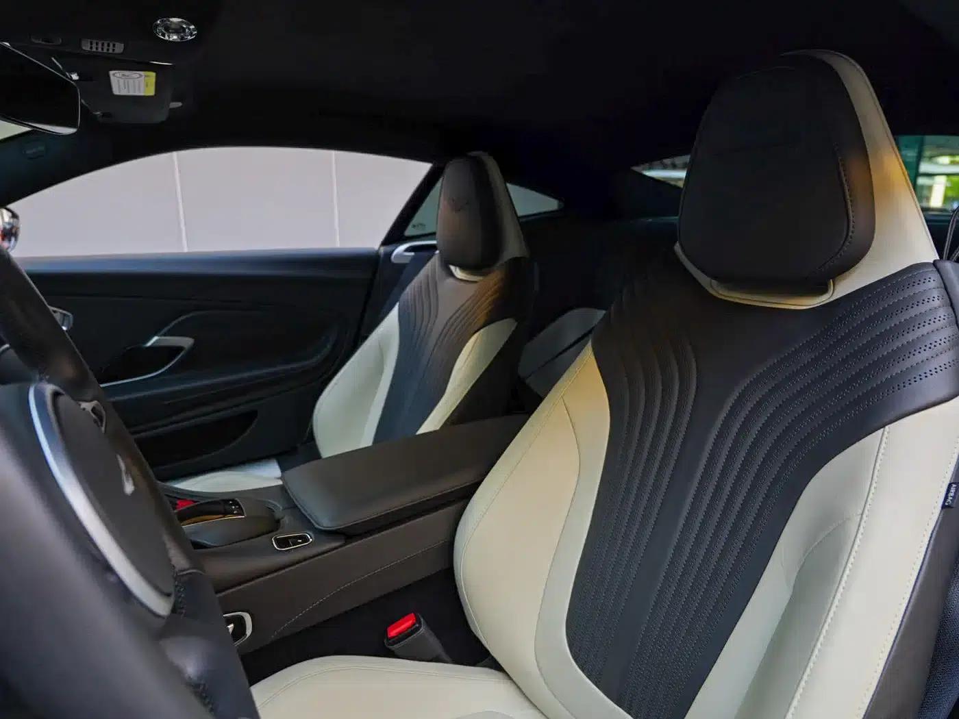 Aston Martin DB11 2022 4.0T V8 Coupe — миниатюра 15