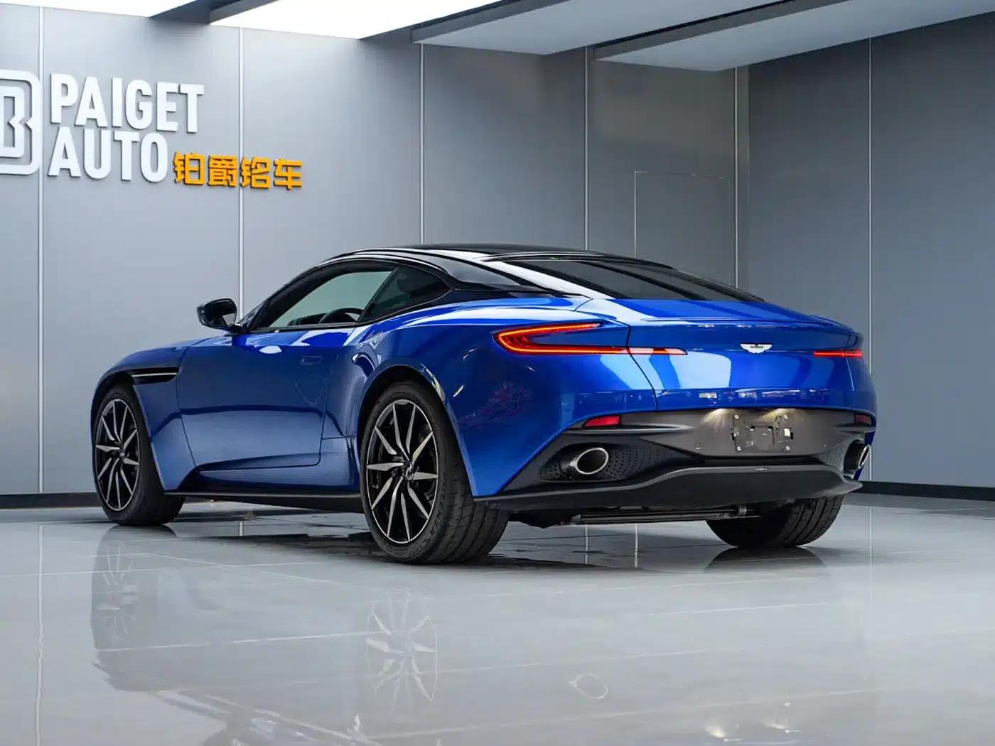 Aston Martin DB11 2022 4.0T V8 Coupe — миниатюра 5