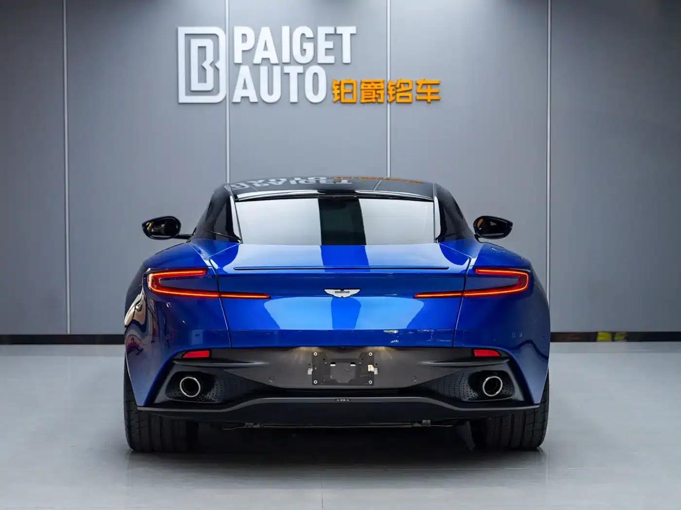 Aston Martin DB11 2022 4.0T V8 Coupe — миниатюра 6