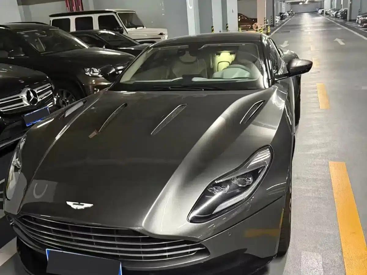 Aston Martin DB11 2016 5.2T First Edition — миниатюра 1