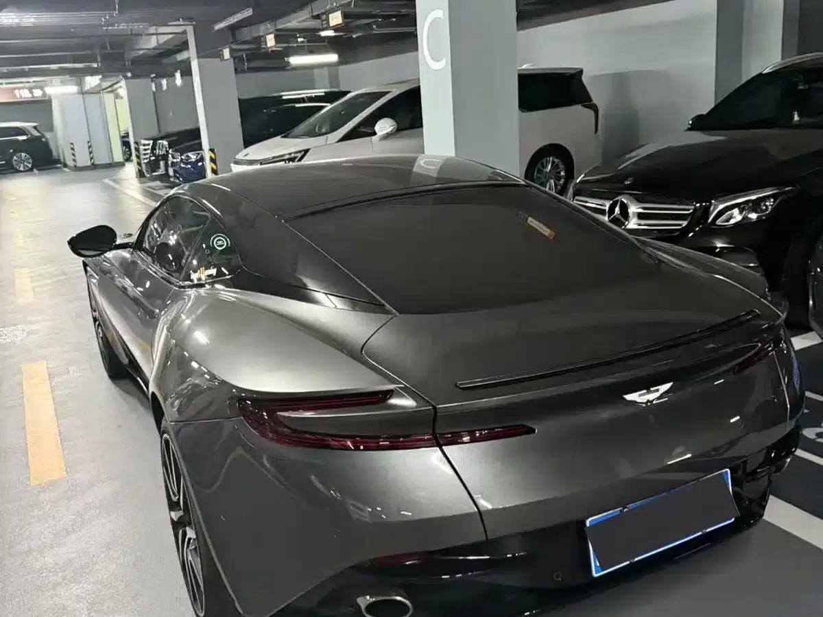 Aston Martin DB11 2016 5.2T First Edition — миниатюра 2