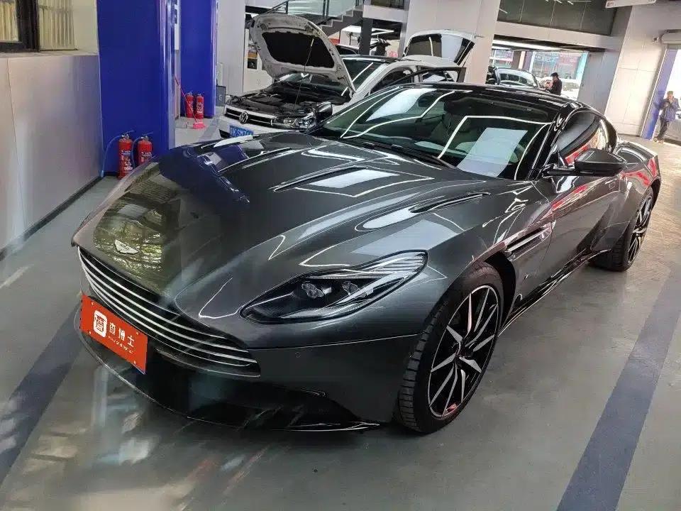 Aston Martin DB11 2016 5.2T First Edition — миниатюра 10