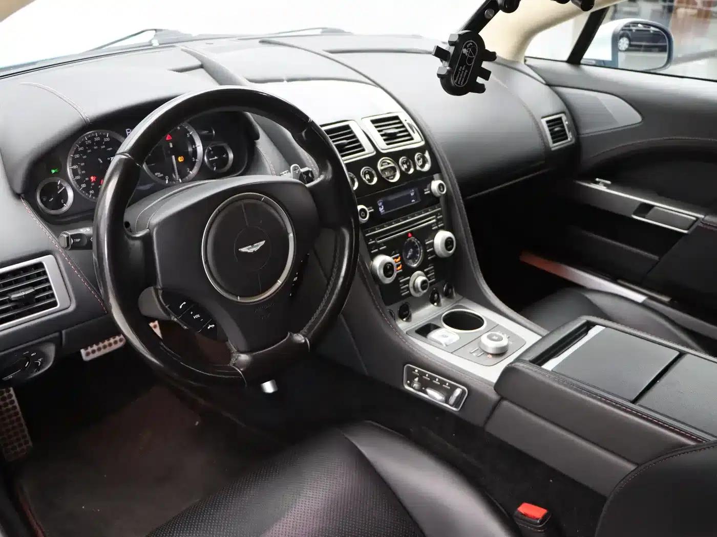 2010 Rapide 6.0L — миниатюра 17