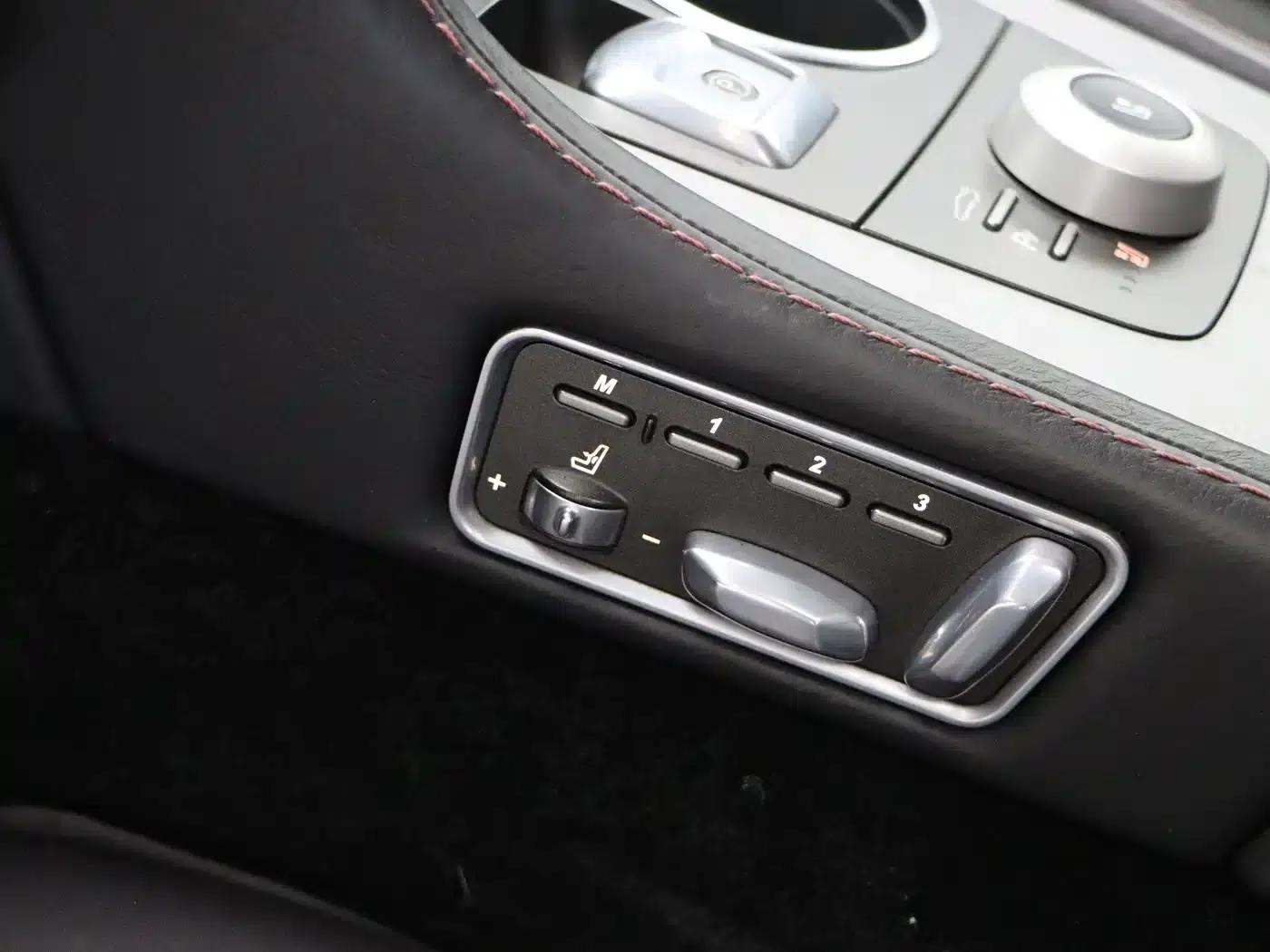 2010 Rapide 6.0L — миниатюра 20