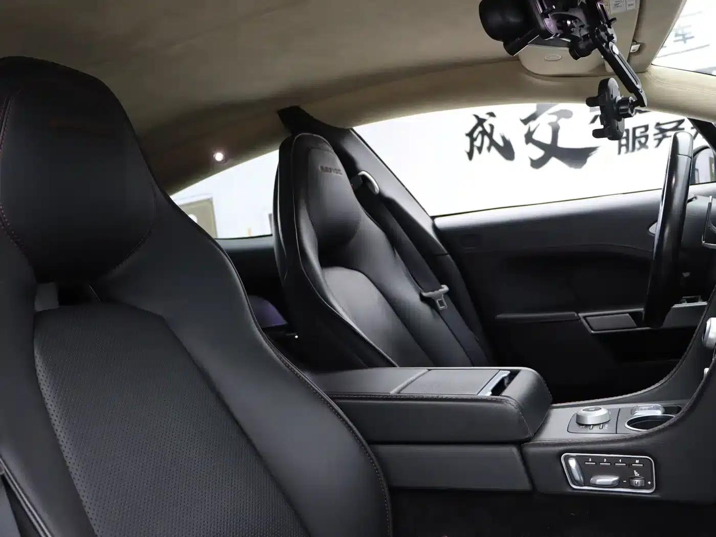2010 Rapide 6.0L — миниатюра 26