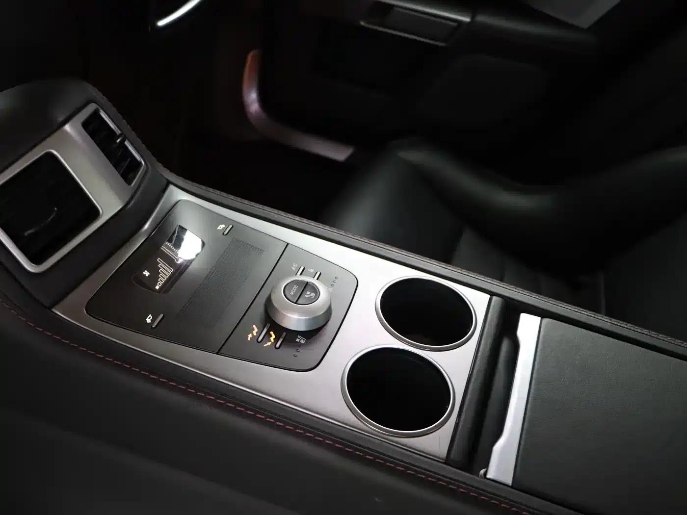 2010 Rapide 6.0L — миниатюра 30