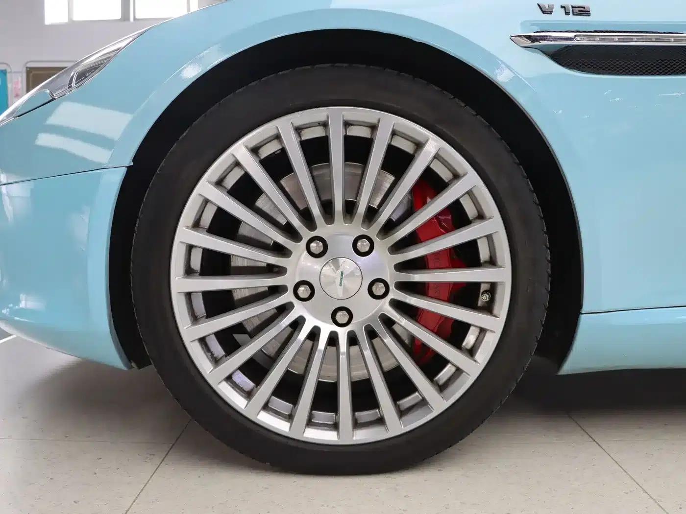 2010 Rapide 6.0L — миниатюра 9