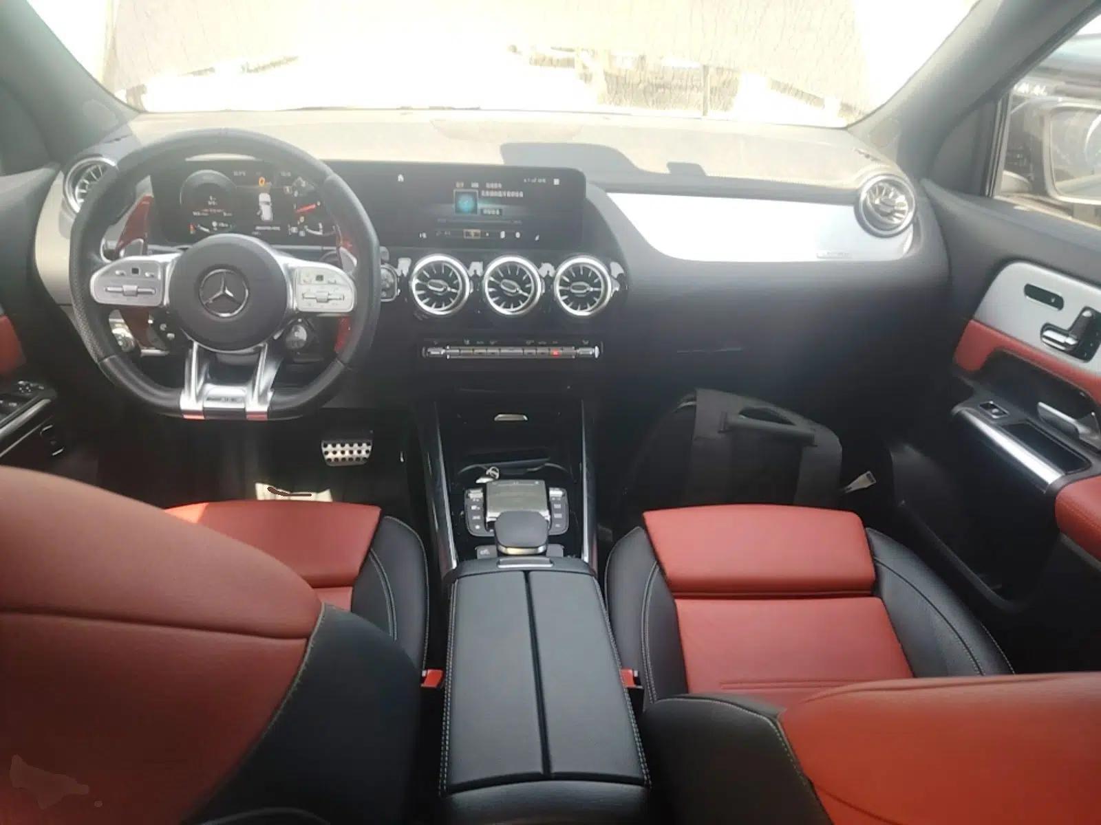 Mercedes-Benz GLA AMG 2022 AMG GLA 35 4MATIC — миниатюра 13