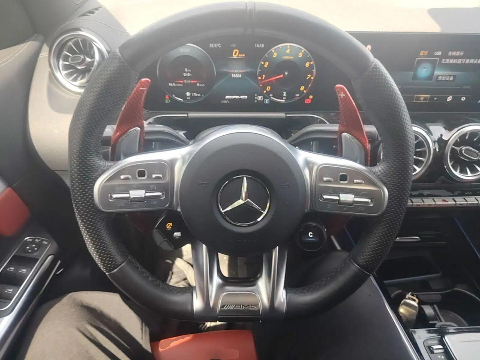 Mercedes-Benz GLA AMG 2022 AMG GLA 35 4MATIC — миниатюра 14