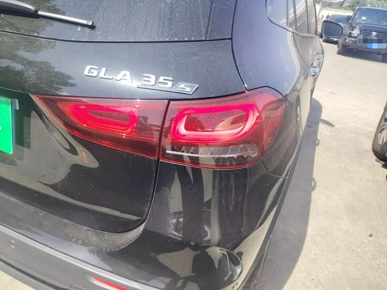 Mercedes-Benz GLA AMG 2022 AMG GLA 35 4MATIC — миниатюра 7