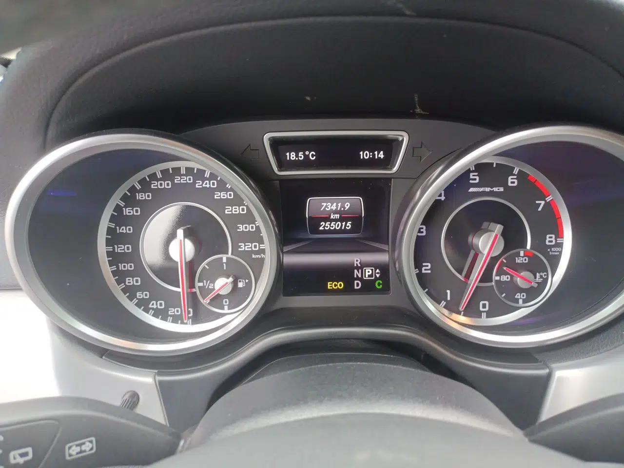 Mercedes-Benz M-Class AMG 2012 AMG ML 63 — миниатюра 12