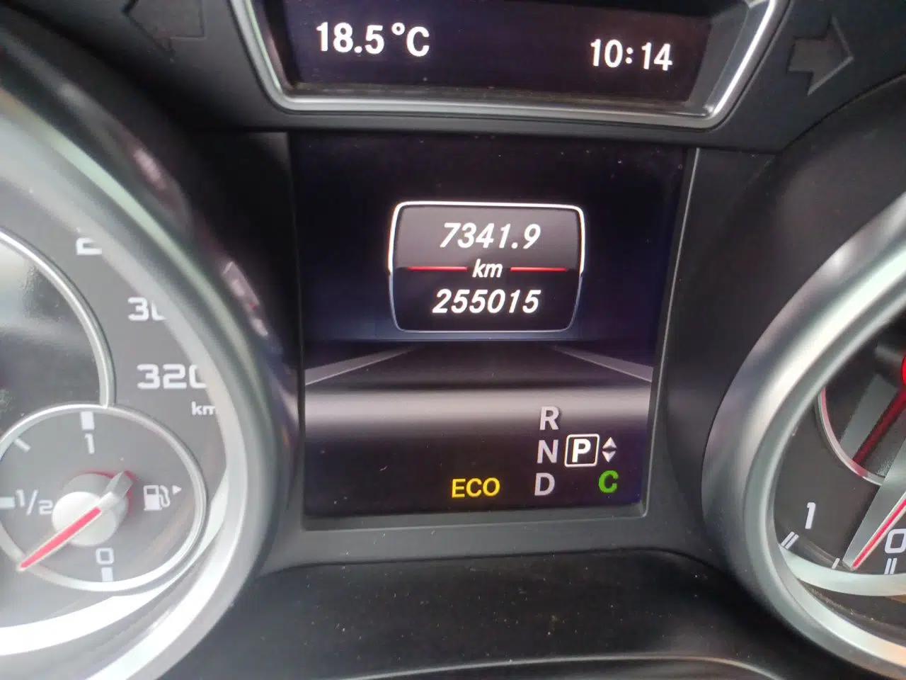 Mercedes-Benz M-Class AMG 2012 AMG ML 63 — миниатюра 13