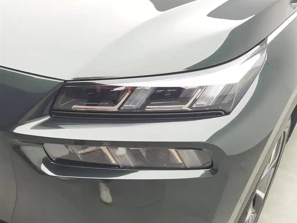 AION V 2023 Plus 70 Super Fast Charging Version (Ternary Lithium) — миниатюра 7