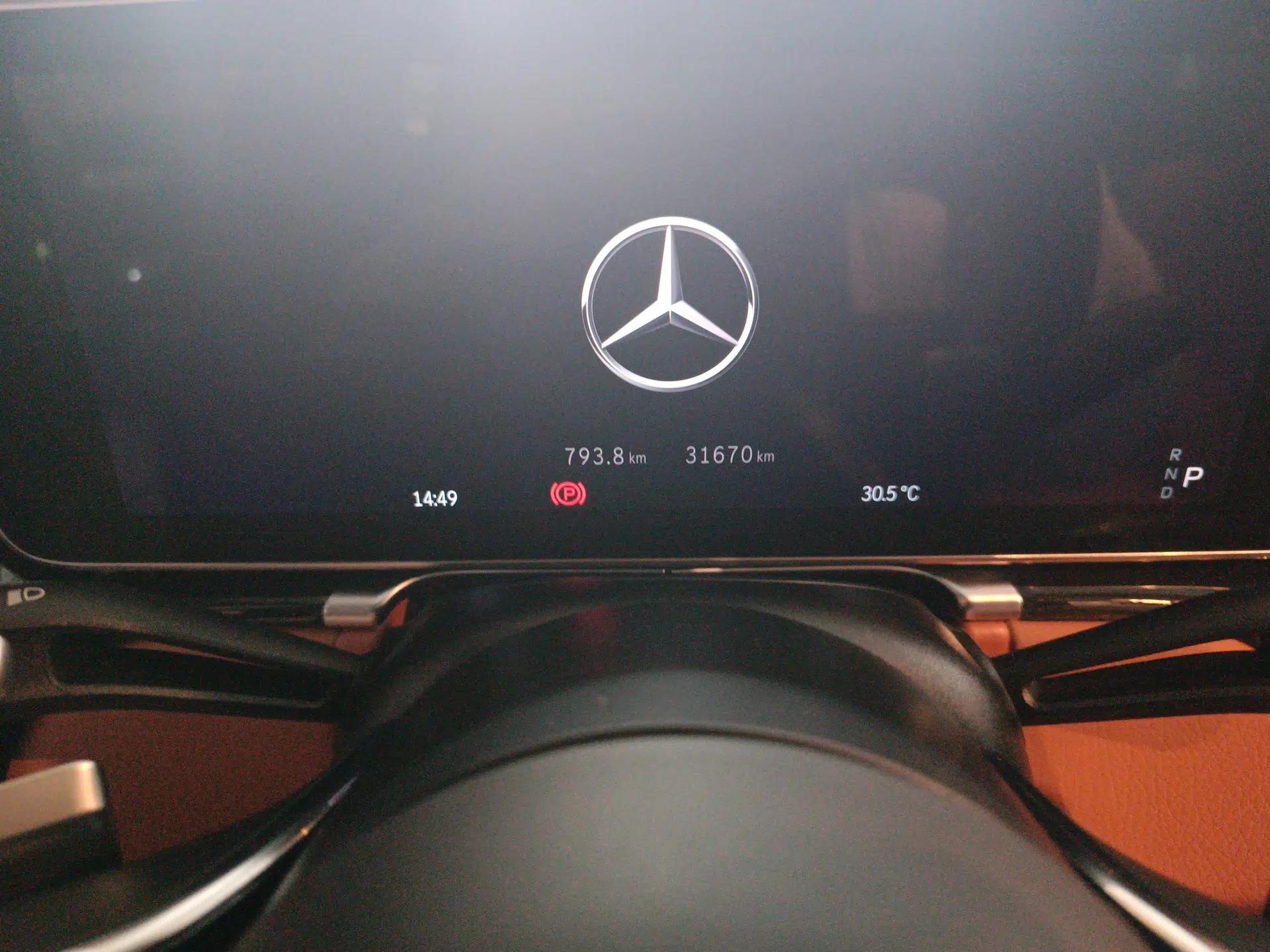 Mercedes-Benz S-Class New Energy 2023 S 450 e L Plug-in Hybrid Sedan — миниатюра 8