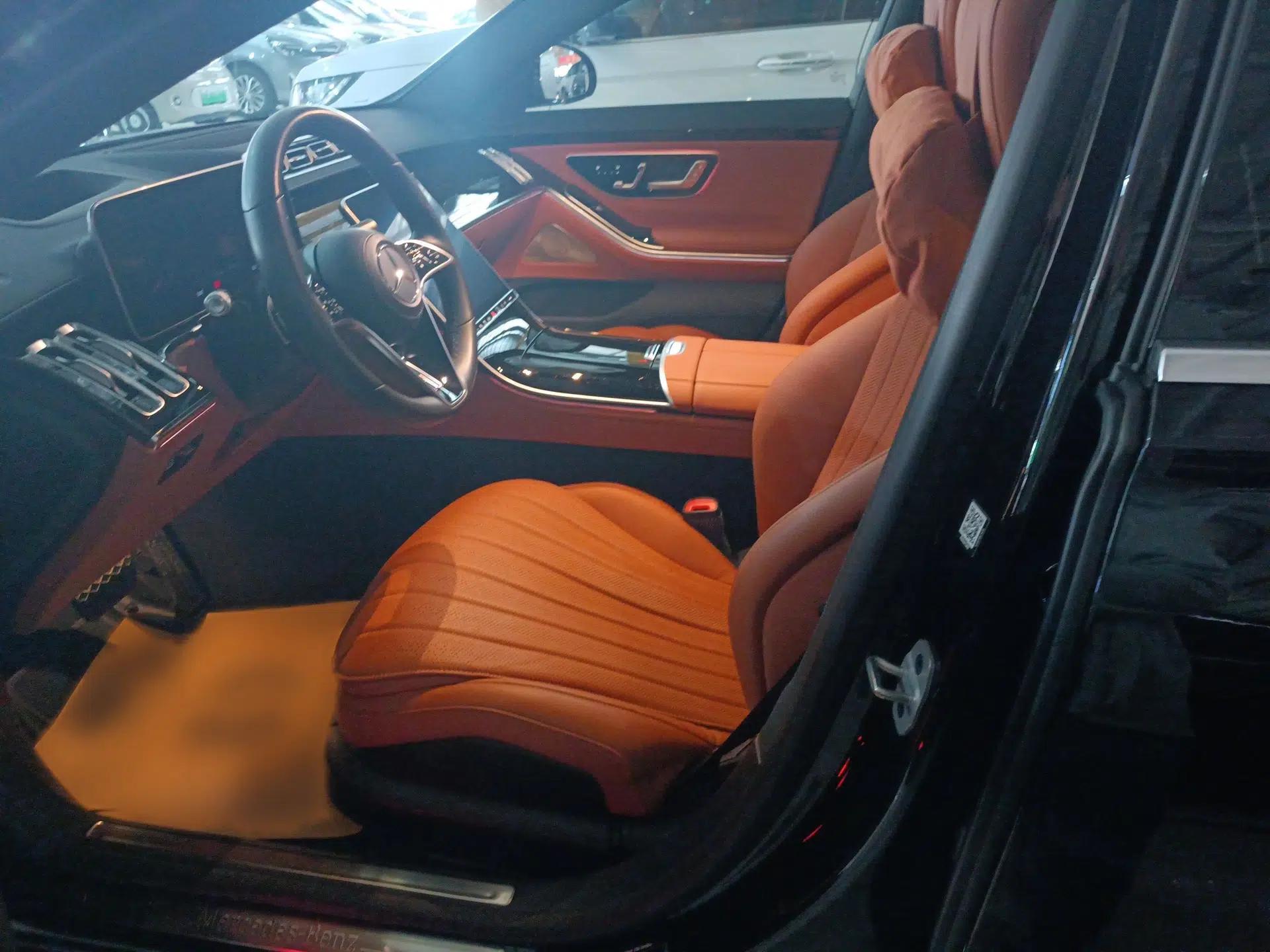 Mercedes-Benz S-Class New Energy 2023 S 450 e L Plug-in Hybrid Sedan — миниатюра 10