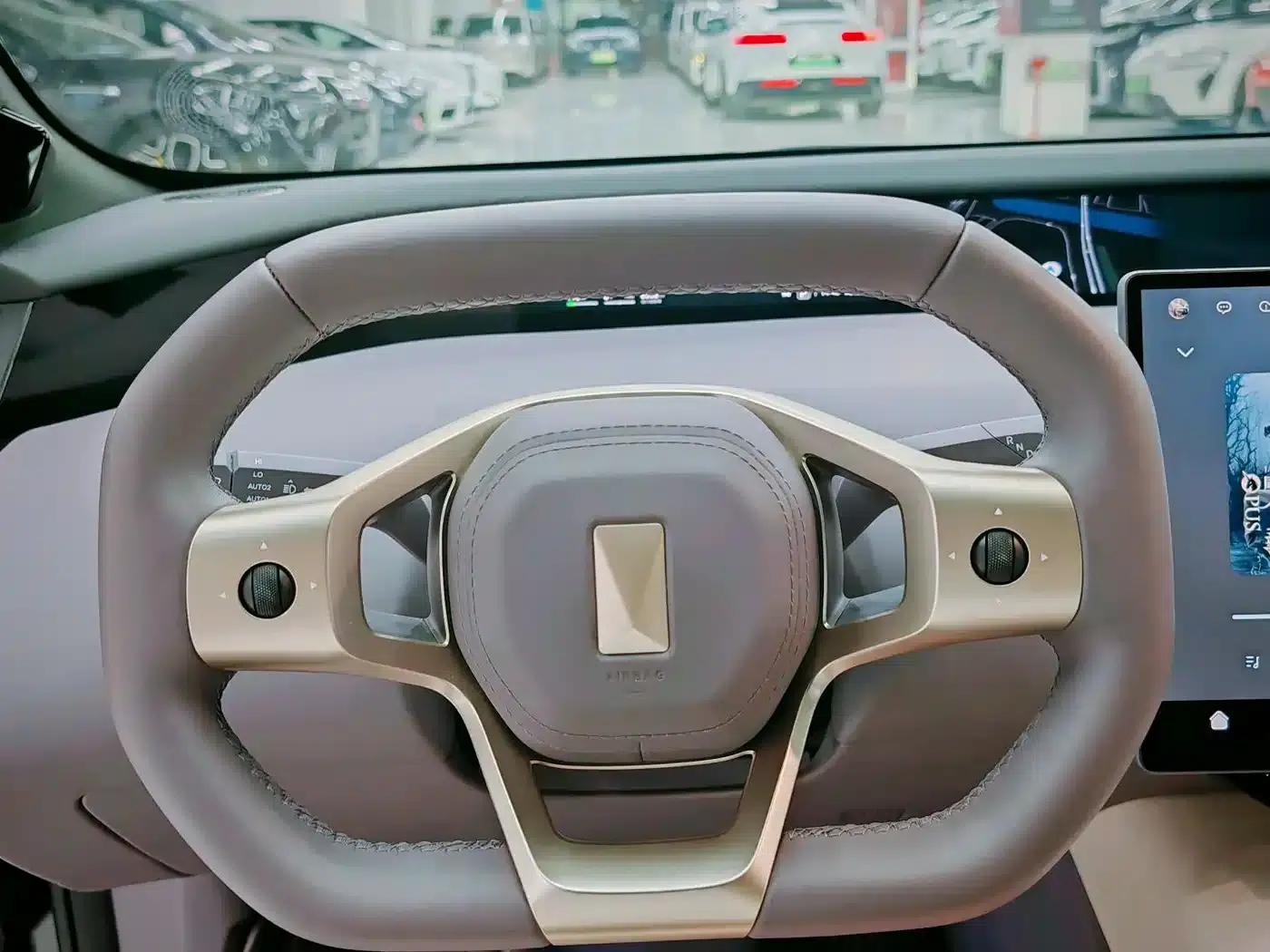 Avita 12 2026 Ultra All-Electric 4WD — миниатюра 8