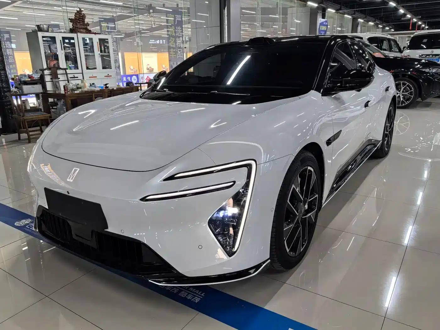 Avita 06 2025 Ultra All-Electric Edition — миниатюра 1