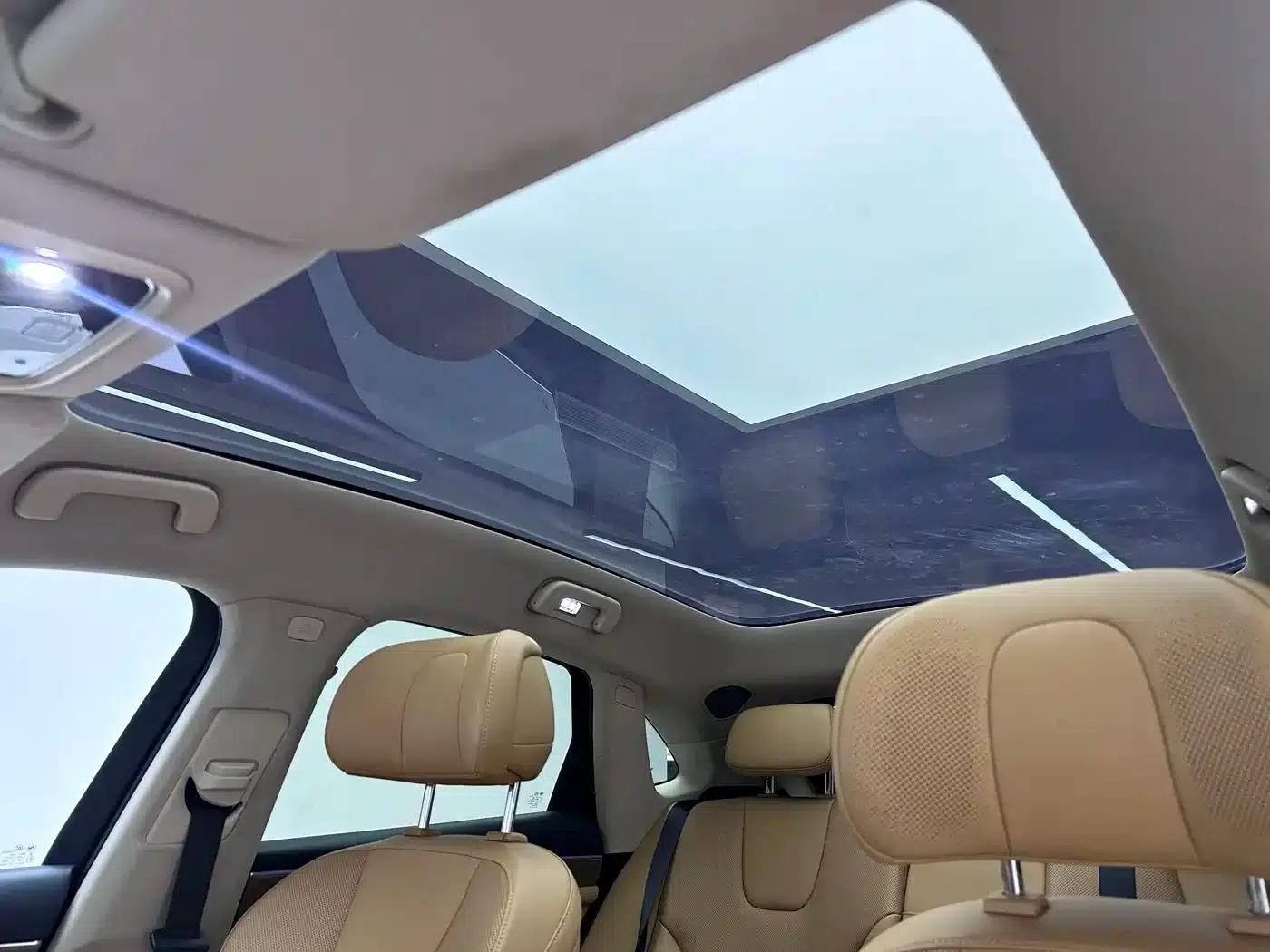 Wenjie M5 2022 Extended Range 4WD Ultimate Edition — миниатюра 16