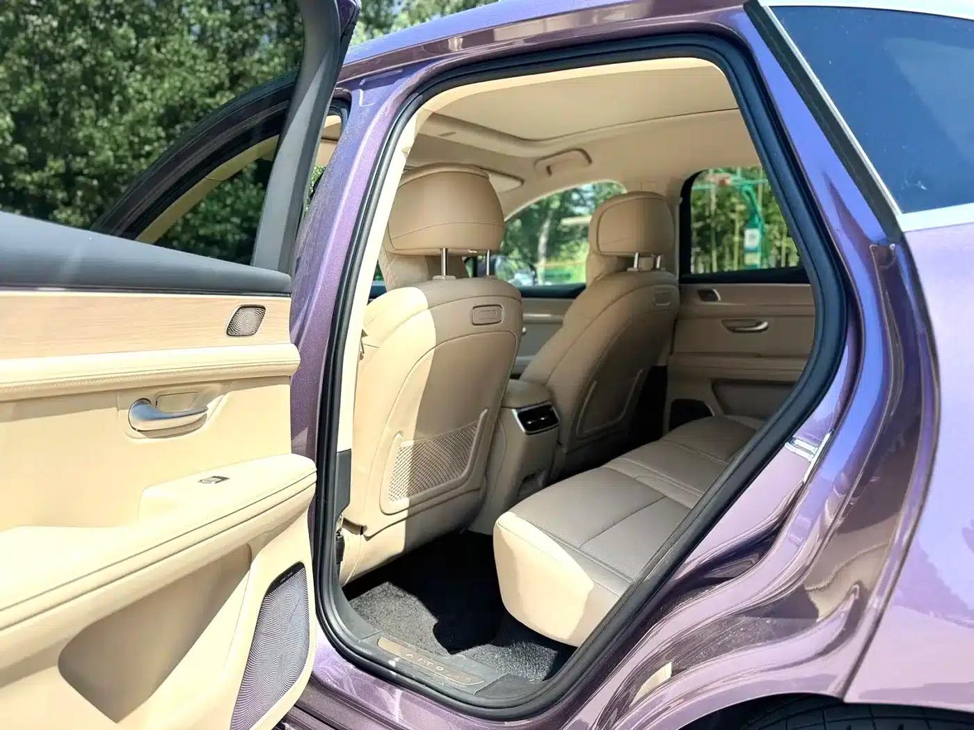 Wenjie M5 2025 Extended Range Ultra 4WD — миниатюра 4
