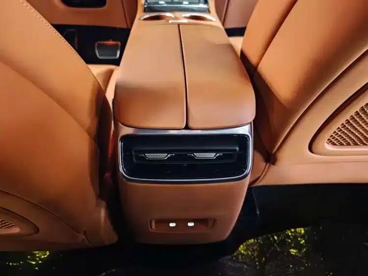 Wenjie M5 2025 Extended Range Ultra 4WD — миниатюра 8