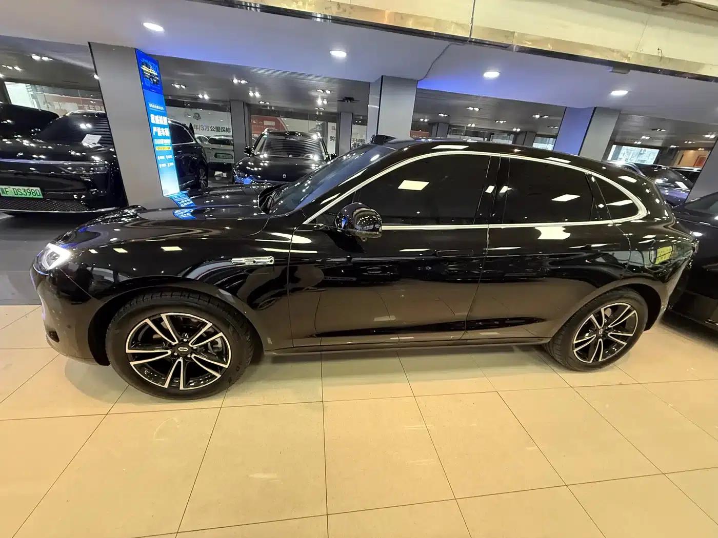 Wenjie M5 2024 Range Extended Max Rear-Wheel Drive High-End Intelligent Driving Edition — миниатюра 4