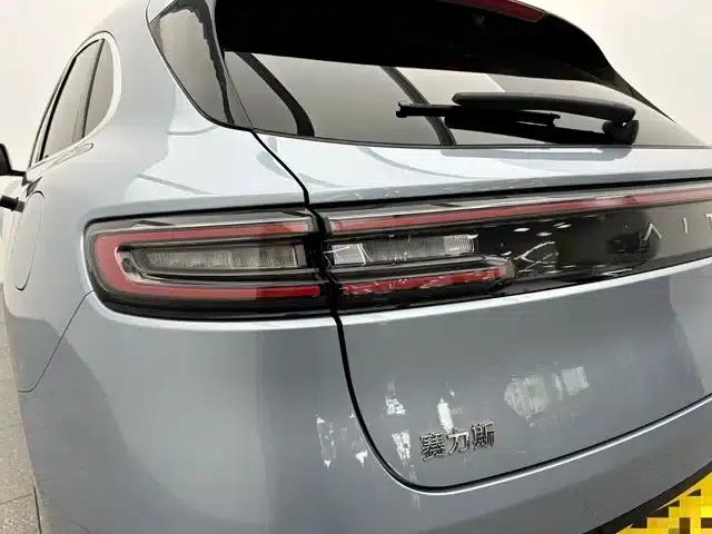 Wenjie M5 2023 Pure Electric Four-Wheel Drive Intelligent Driving Edition — миниатюра 18