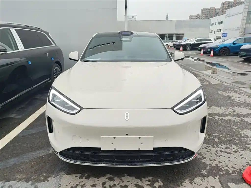 Wenjie M5 2025 Extended Range Ultra Rear-Wheel Drive Version — миниатюра 3