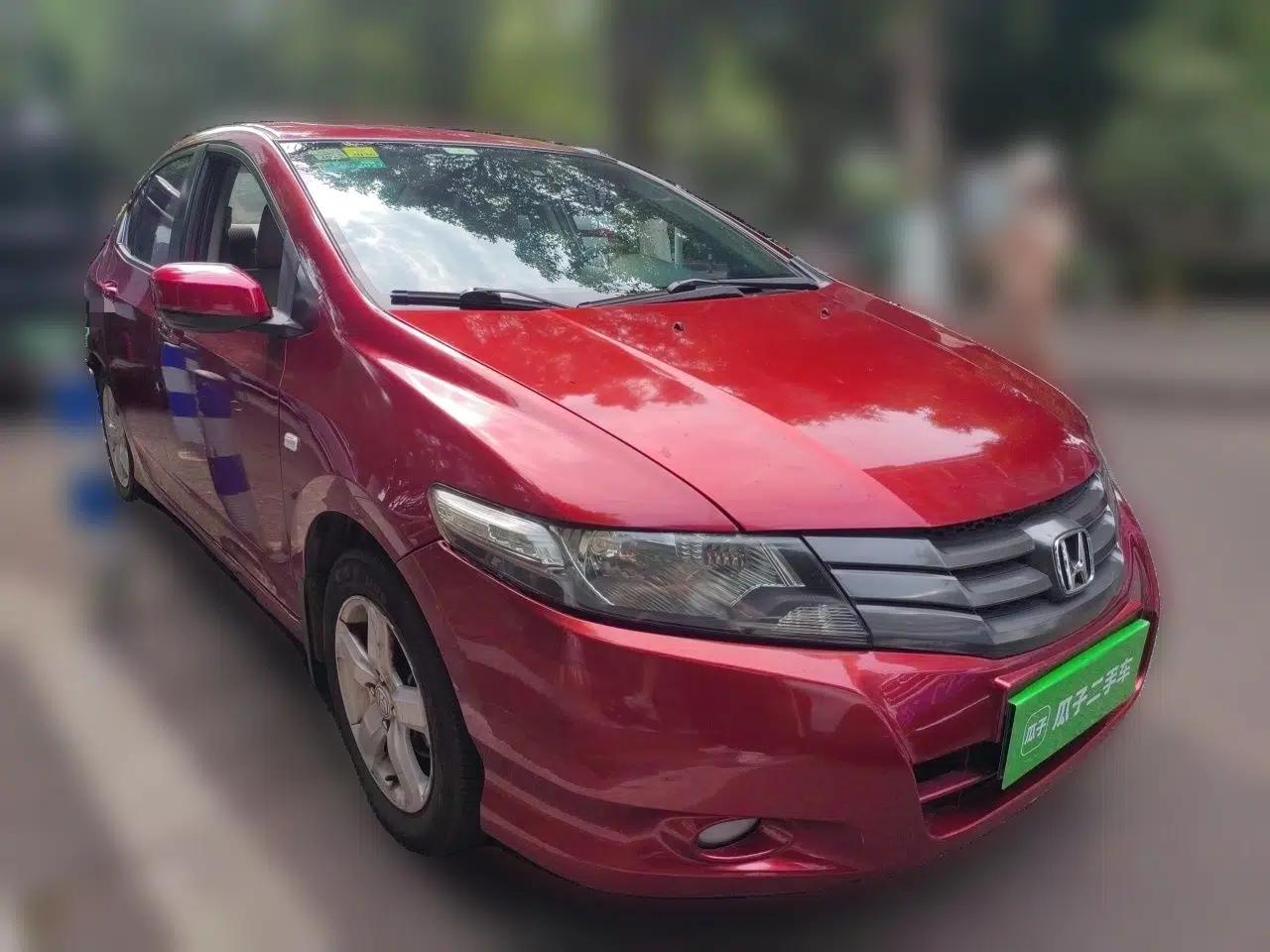 Honda City Classic 2011 1.5L Automatic Elite Edition — миниатюра 3