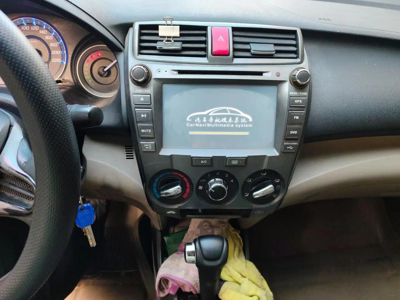 Honda City Classic 2011 1.5L Automatic Elite Edition — миниатюра 14