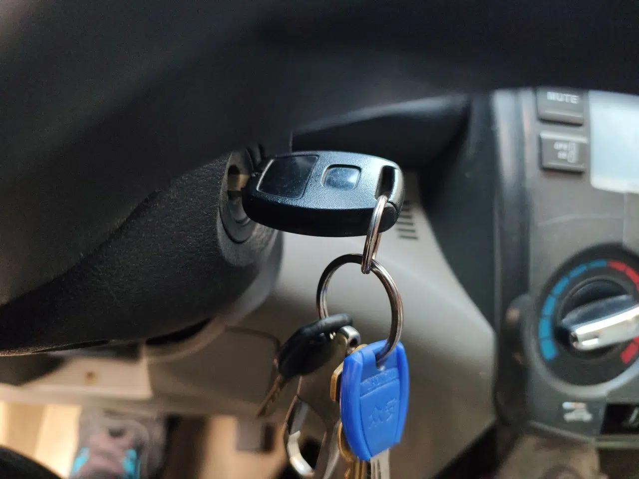 Honda City Classic 2011 1.5L Automatic Elite Edition — миниатюра 9