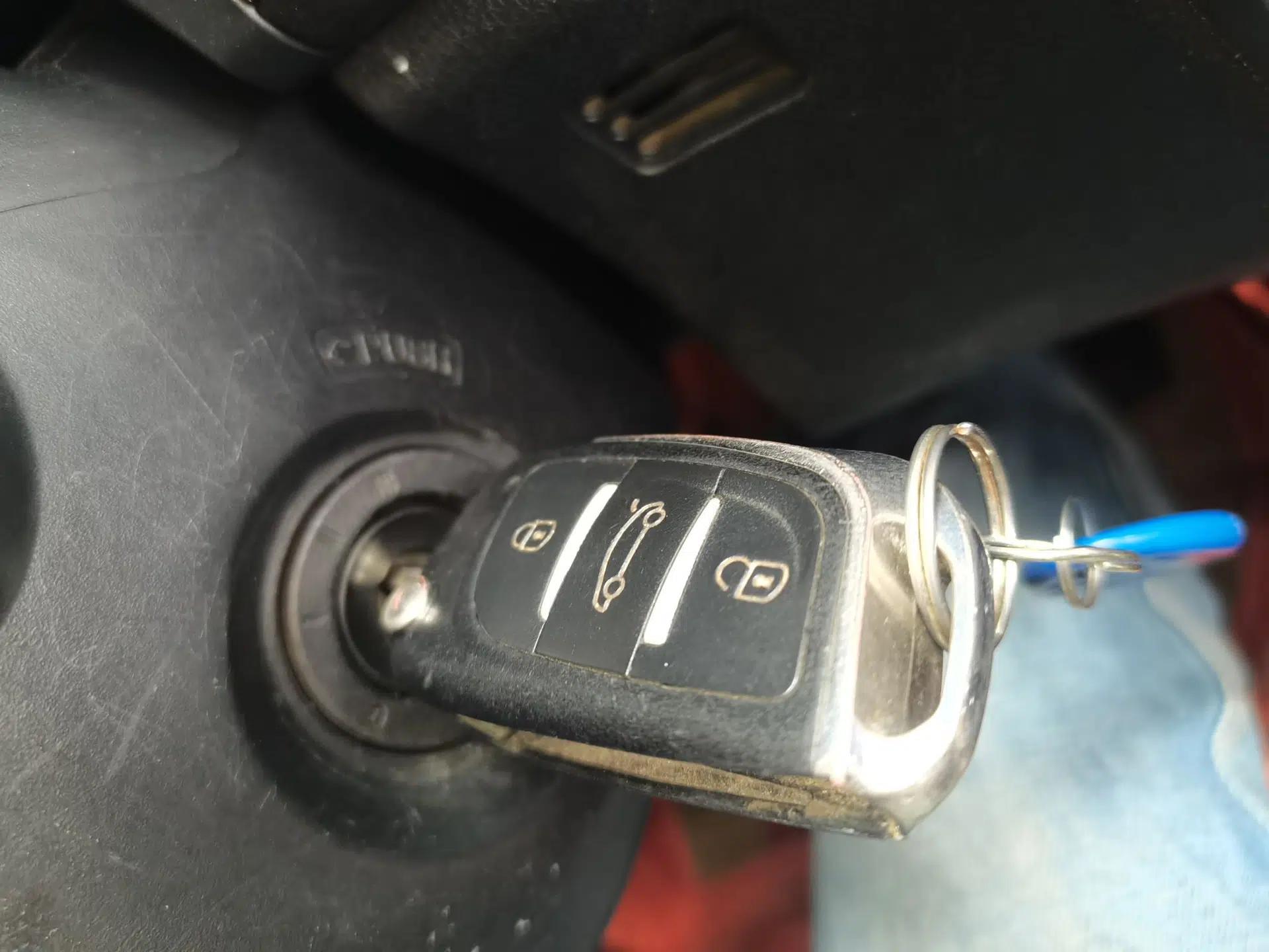 Honda City 2015 1.5L CVT Comfort Version — миниатюра 9